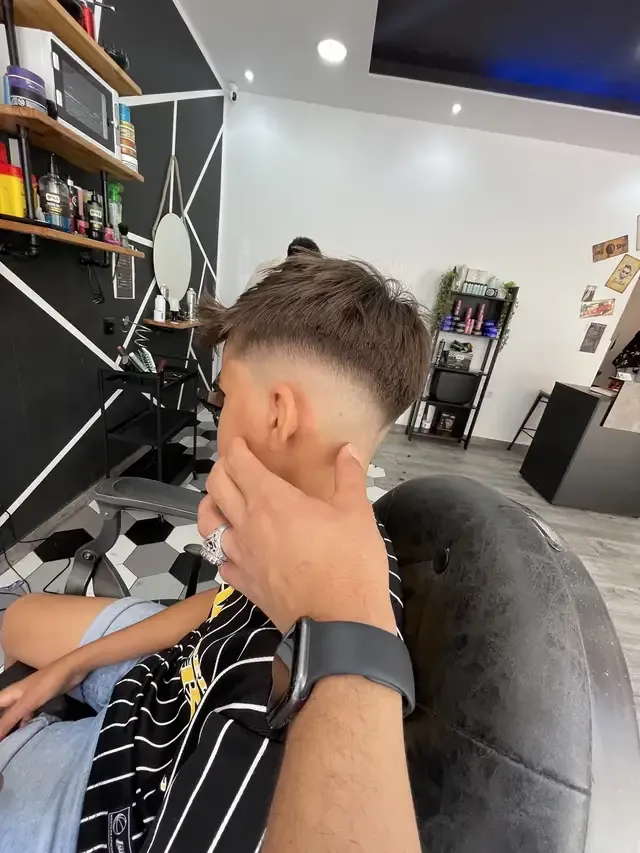 Barbería en Torrevieja: el local